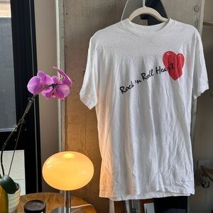 Vintage “Rock ‘n Roll Heart” tee ♥️🎸
